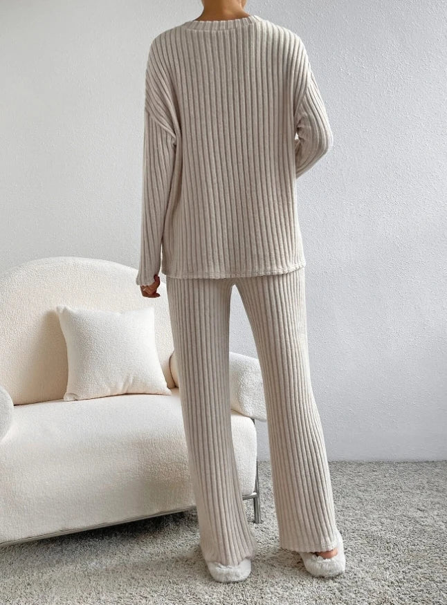 Casual 2-Piece Loungewear Set - Nara's Shop